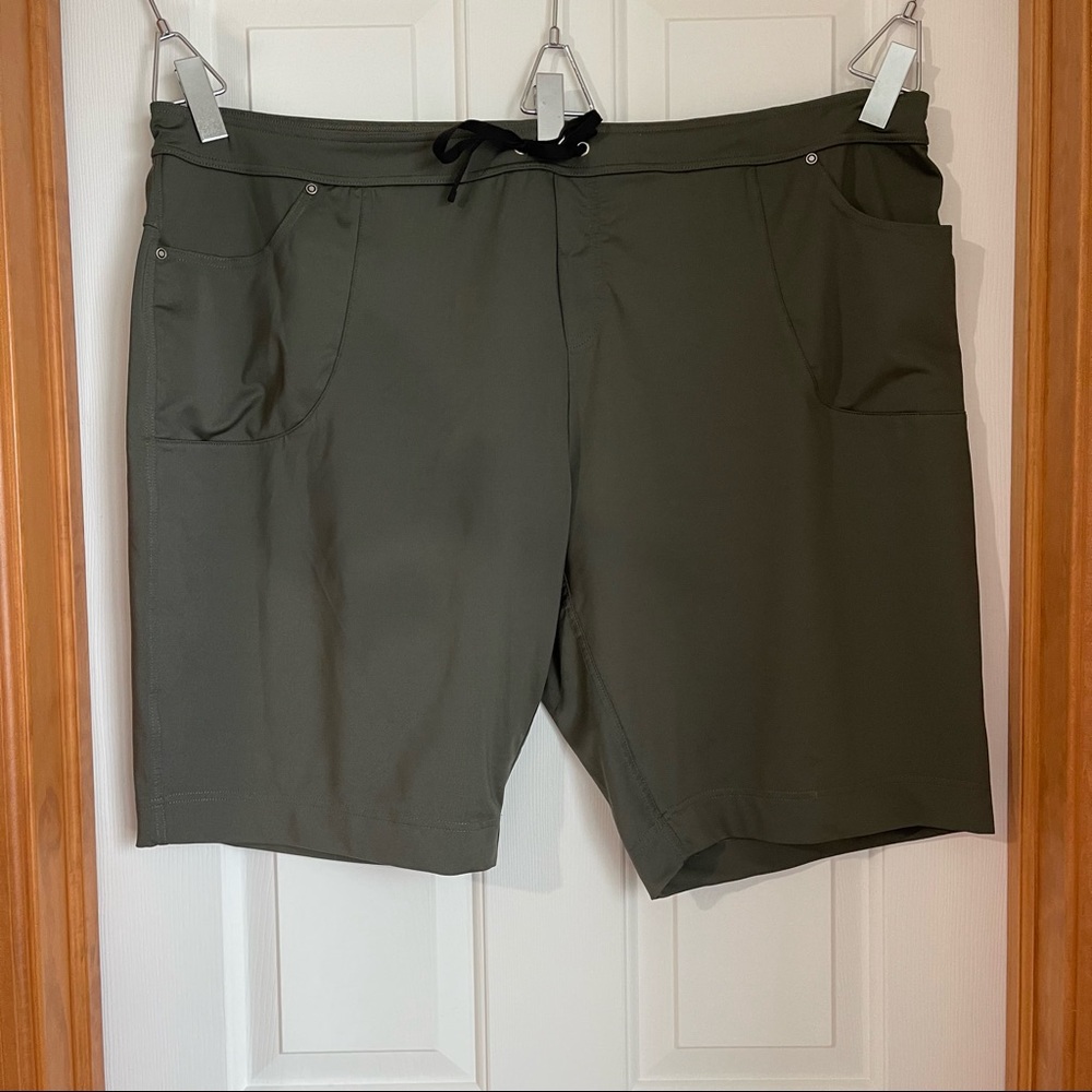 Sahalie Flex Time Shorts Granite 3X Plus Size